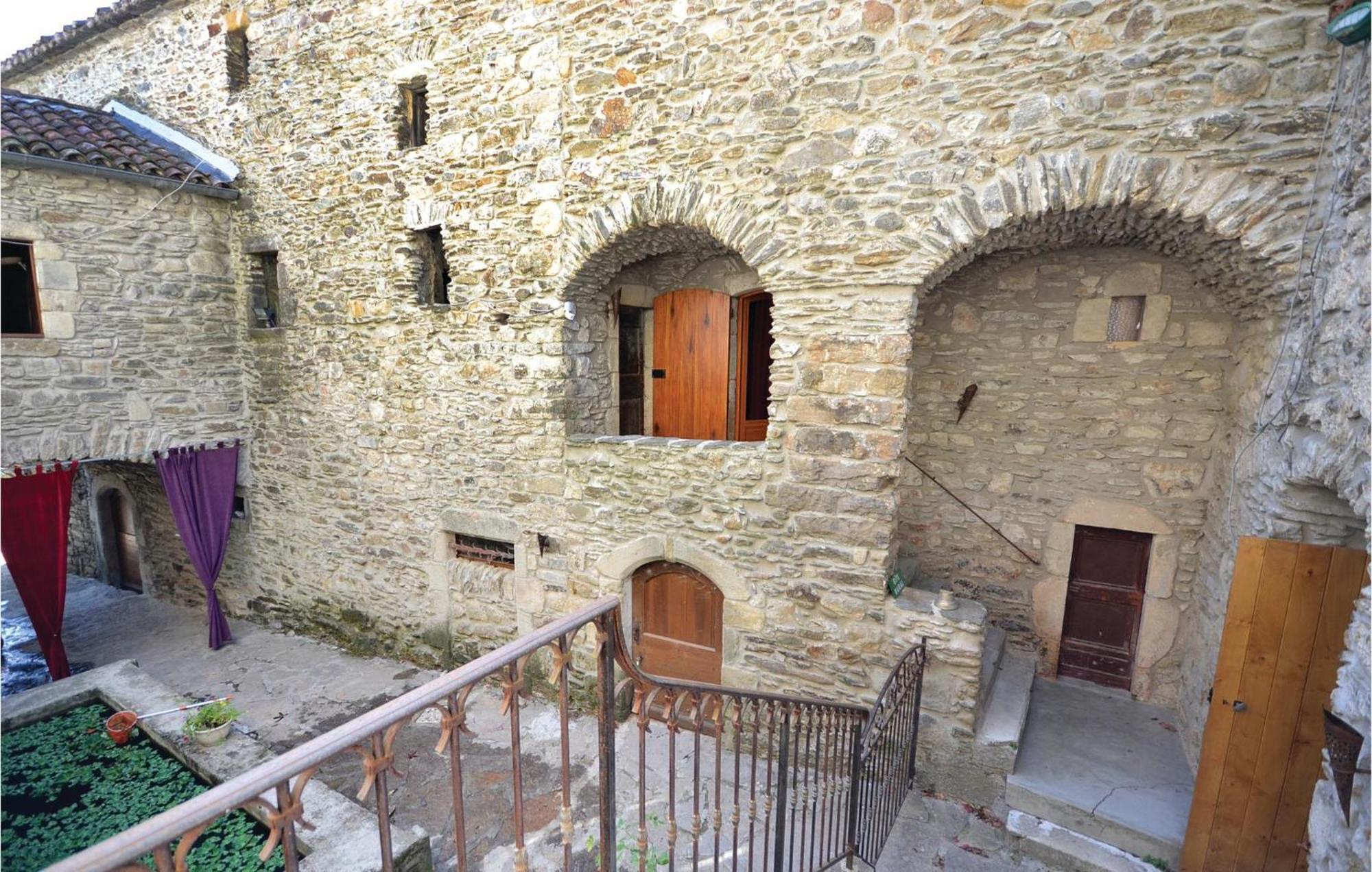 2 Bedroom Nice Apartment In Les Salles-Du-Gardon Soustelle Exterior photo