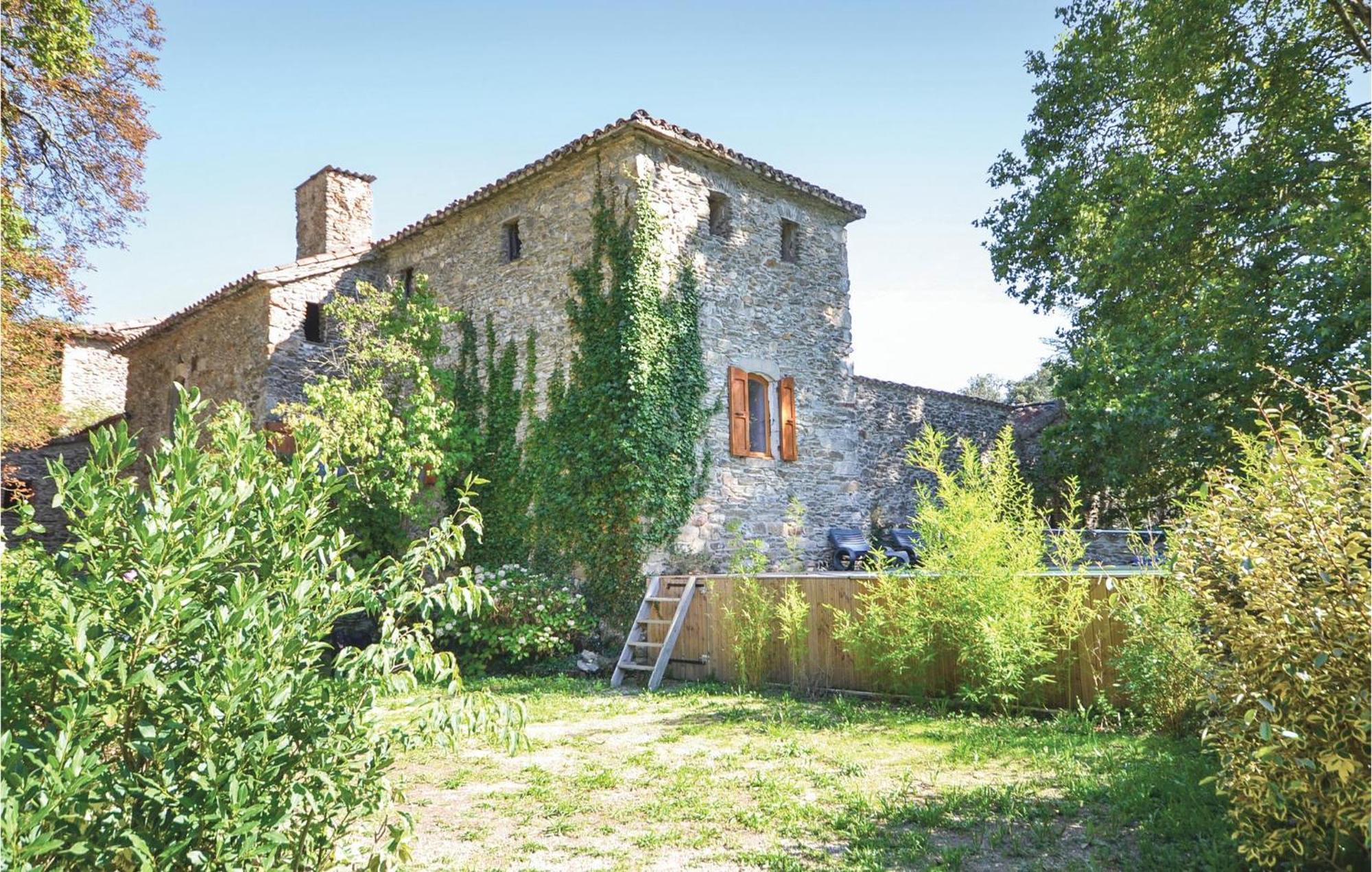 2 Bedroom Nice Apartment In Les Salles-Du-Gardon Soustelle Exterior photo