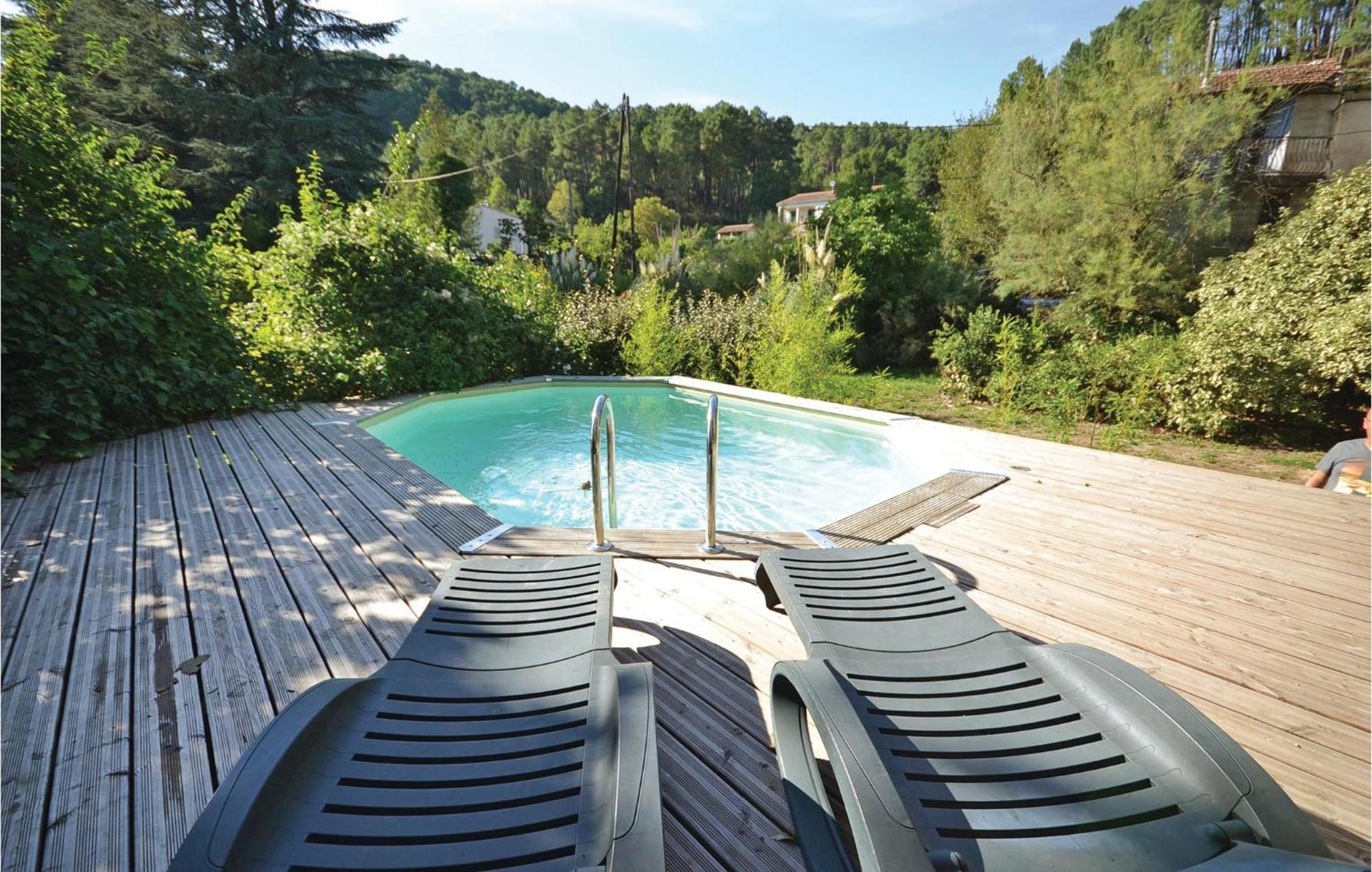 2 Bedroom Nice Apartment In Les Salles-Du-Gardon Soustelle Exterior photo