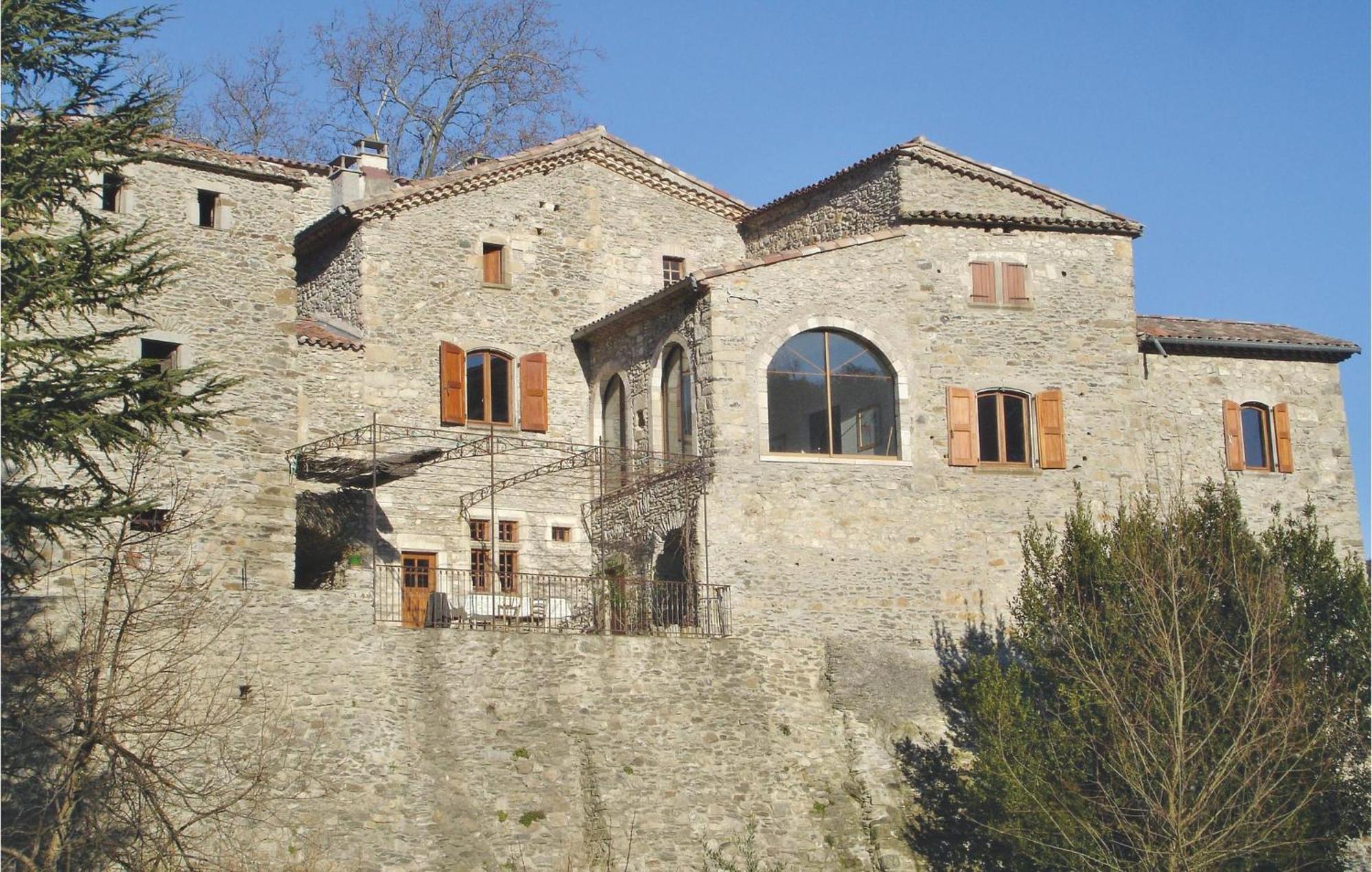 2 Bedroom Nice Apartment In Les Salles-Du-Gardon Soustelle Exterior photo